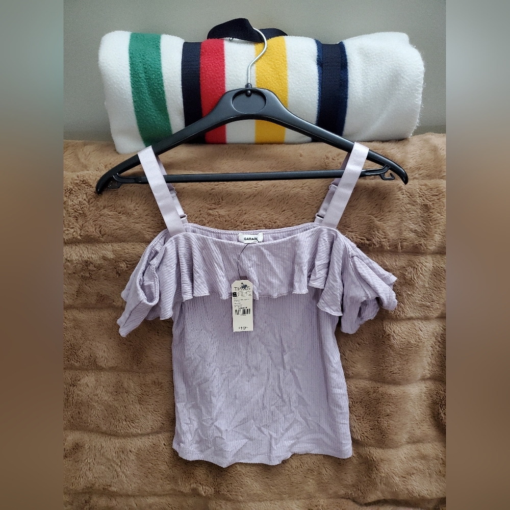 ♻ 5/$25: BNWT Garage Off the Shoulder Top with Ruffle Sleeves